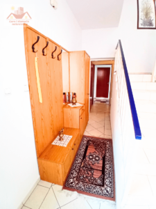 Prodaje se kuća površine 405 m2 u Lukavcu, naselje Devetak