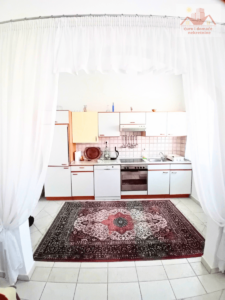 Prodaje se kuća površine 405 m2 u Lukavcu, naselje Devetak