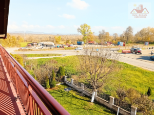 Prodaje se kuća površine 405 m2 u Lukavcu, naselje Devetak
