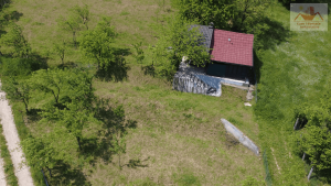 Prodaje se! Zemljište sa objektom i svim priključcima - Gračanica, naselje Drijenča / Pogodno za kuću ili vikendicu