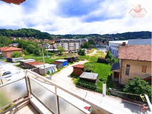 Trosoban stan 82 m2 – Bazen, Gračanica