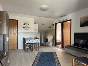 Trosobni apartman 49,01 m2. 400 m od mora