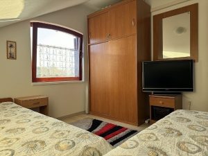 Trosobni apartman 49,01 m2. 400 m od mora