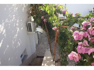 Dvosobni apartman 31,54 m2. 100 m od mora
