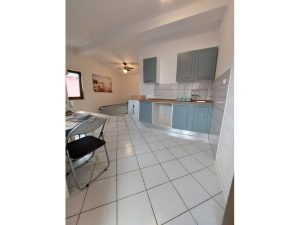 Studio apartman 51,78 m2. 180 m od mora