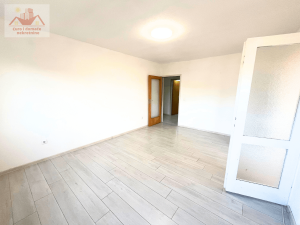 Prodaje se! Jednoiposoban stan površine 45 m2 Gračanica, naselje Bazen