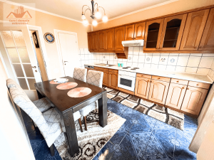 Prodaje se trosoban namješten stan 81 m2 u naselju Luke u Gračanici