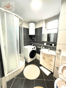 Prodaje se trosoban namješten stan 81 m2 u naselju Luke u Gračanici