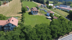 Prodaje se! Kuća sa okućnicom od 8.000 m2. Mala Brijesnica, Doboj Istok