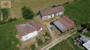 Prodaje se! Kuća sa okućnicom od 8.000 m2. Mala Brijesnica, Doboj Istok