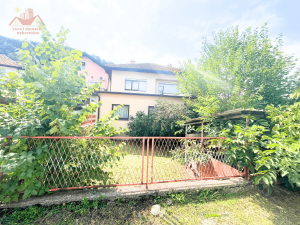 Prodaje se! Kuća u centru Gračanice. Pored gradske tržnice