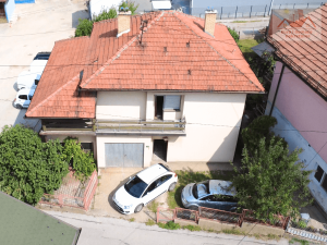 Prodaje se! Kuća u centru Gračanice. Pored gradske tržnice