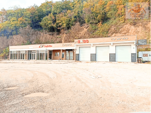 Prodaje se! Multifunkcionalni poslovni objekat u Klokotnici. Uz magistralni put Doboj - Tuzla