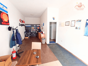 Prodaje se! Multifunkcionalni poslovni objekat u Klokotnici. Uz magistralni put Doboj - Tuzla