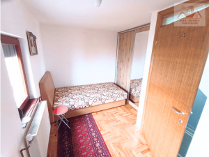 Prodaje se dvoetažni dvosoban stan 38 m2, Gračanica - ulica Stubo