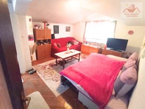 Prodaje se! Poslovni – stambeni objekat u Gračanici, blizu magistralnog puta Doboj - Tuzla