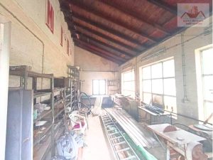 Prodaje se! Poslovni – stambeni objekat u Gračanici, blizu magistralnog puta Doboj - Tuzla