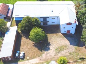 Prodaje se! Poslovni objekat - farma brojlera u Maloj Brijesnici. Doboj Istok