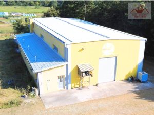 Prodaje se! Poslovni objekat – klaonica peradi u Maloj Brijesnici, Doboj Istok