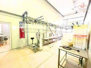 Prodaje se! Poslovni objekat – klaonica peradi u Maloj Brijesnici, Doboj Istok