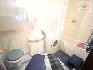 Prodaje se dvosoban stan 61 m2 u Centru Gračanice