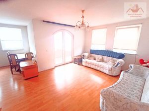 Prodaje se! Dvosoban stan 74 m2 - naselje Ritašići, Gračanica - u srcu grada