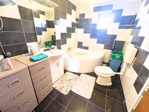 Prodaje se kuća sa bazenom - Rašljeva, Gračanica