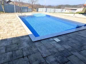 Prodaje se kuća sa bazenom - Rašljeva, Gračanica