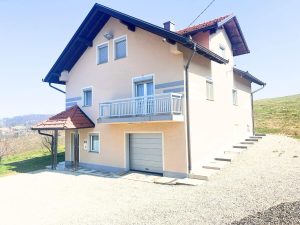 Prodaje se kuća sa bazenom - Rašljeva, Gračanica