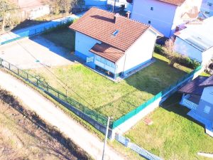 Prodaje se kuća u Gračanici, ulica Mula Dedina