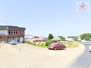 Prodaje se! Poslovni objekat i zemljište u Gračanici 720 m2. Pored magistralnog puta Doboj - Tuzla