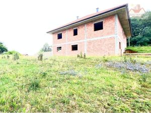 Prodaje se kuća u izgradnji sa imanjem i šumom - Gornja Lohinja, Gračanica
