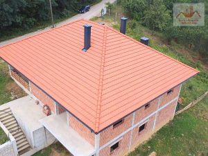 Prodaje se kuća u izgradnji sa imanjem i šumom - Gornja Lohinja, Gračanica