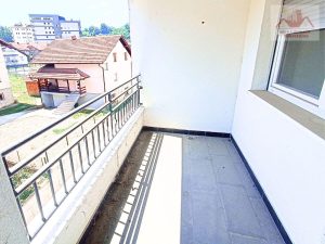 Malezijska ulica, Gračanica - na prodaju trosoban stan