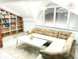 Prodaje se renoviran stan 63 m2 - Centar grada, Gračanica