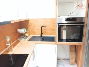 Prodaje se renoviran stan 63 m2 - Centar grada, Gračanica