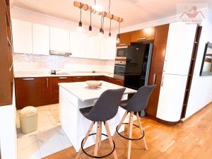 Prodaje se penthouse stan 150 m2 - Centar Gračanice
