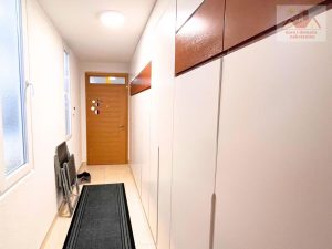 Prodaje se penthouse stan 150 m2 - Centar Gračanice