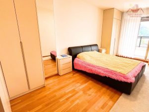 Prodaje se penthouse stan 150 m2 - Centar Gračanice