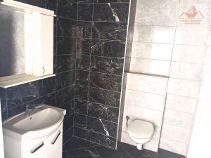 Prodaje se trosoban stan 100 m2 – Skver, Centar Gračanice